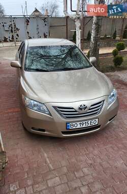 Седан Toyota Camry 2007 в Дніпрі