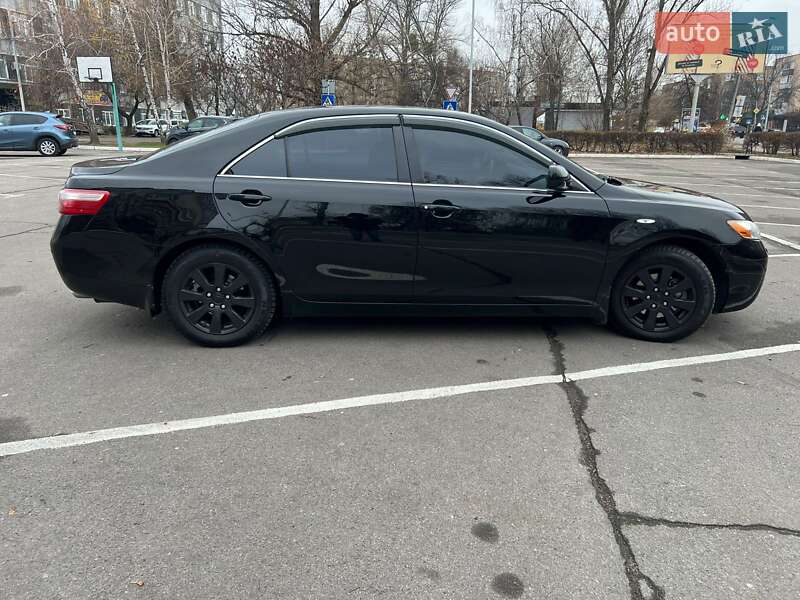 Седан Toyota Camry 2008 в Черкасах