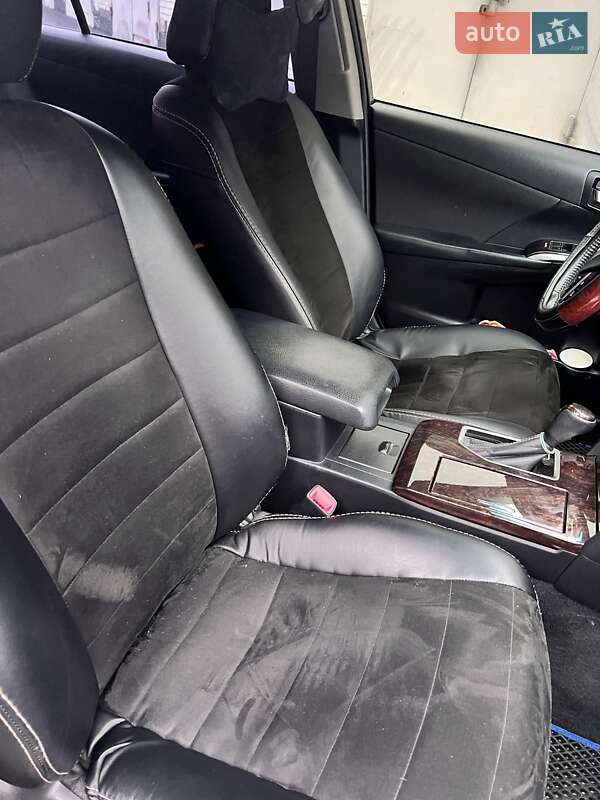 Седан Toyota Camry 2017 в Киеве