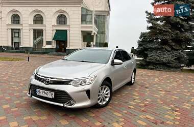 Седан Toyota Camry 2015 в Одессе