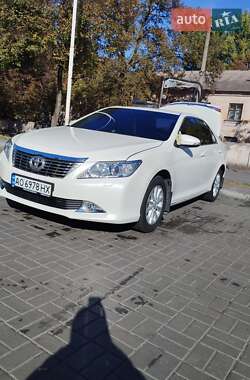 Седан Toyota Camry 2012 в Харкові