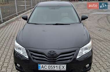 Седан Toyota Camry 2011 в Нововолынске