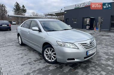 Седан Toyota Camry 2008 в Полтаві