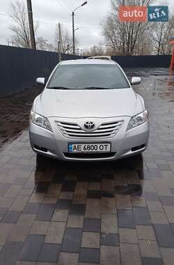 Седан Toyota Camry 2006 в Павлограде