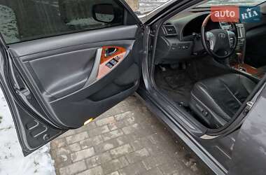 Седан Toyota Camry 2008 в Києві