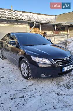 Седан Toyota Camry 2007 в Хоролі