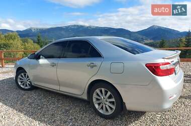 Седан Toyota Camry 2011 в Хмельницькому