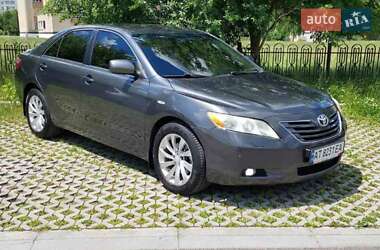 Седан Toyota Camry 2008 в Калуші