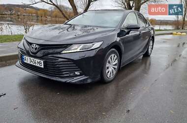 Седан Toyota Camry 2018 в Василькове