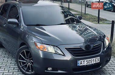 Седан Toyota Camry 2006 в Івано-Франківську