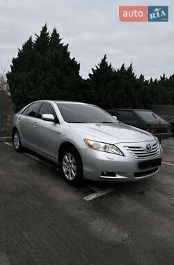 Седан Toyota Camry 2007 в Житомире