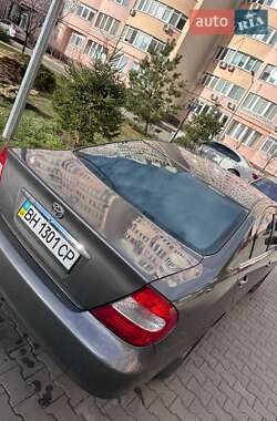 Седан Toyota Camry 2002 в 