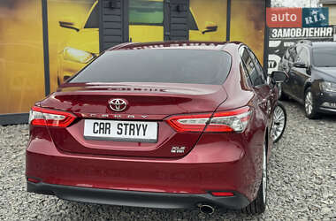 Седан Toyota Camry 2018 в Стрые