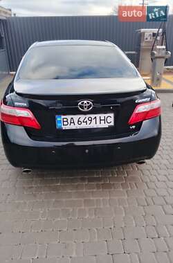 Седан Toyota Camry 2008 в Бобринце