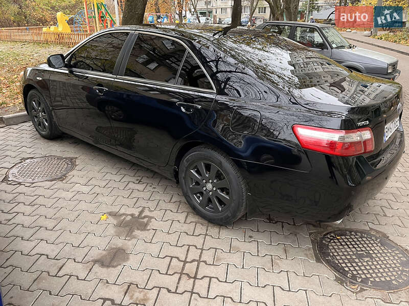 Седан Toyota Camry 2006 в Сумах