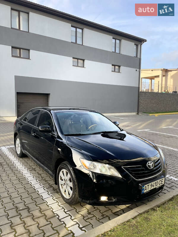 Седан Toyota Camry 2007 в Ивано-Франковске
