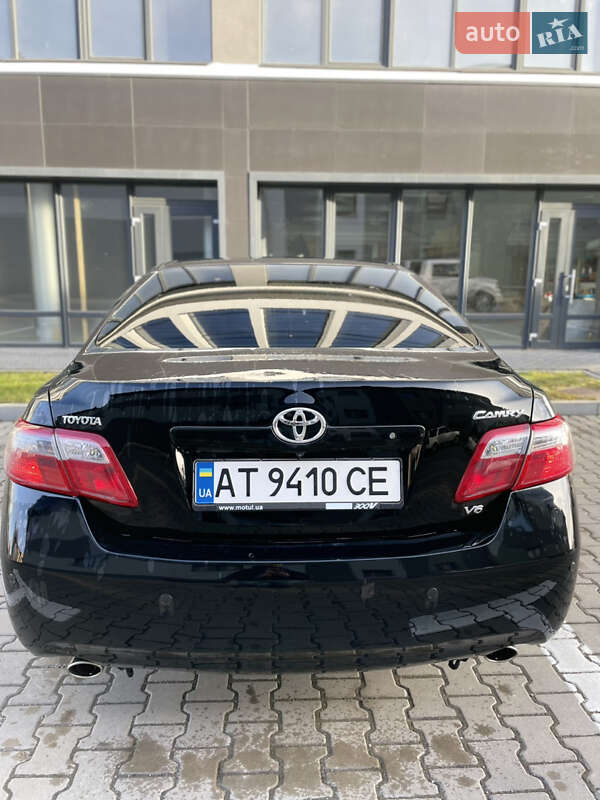 Седан Toyota Camry 2007 в Ивано-Франковске