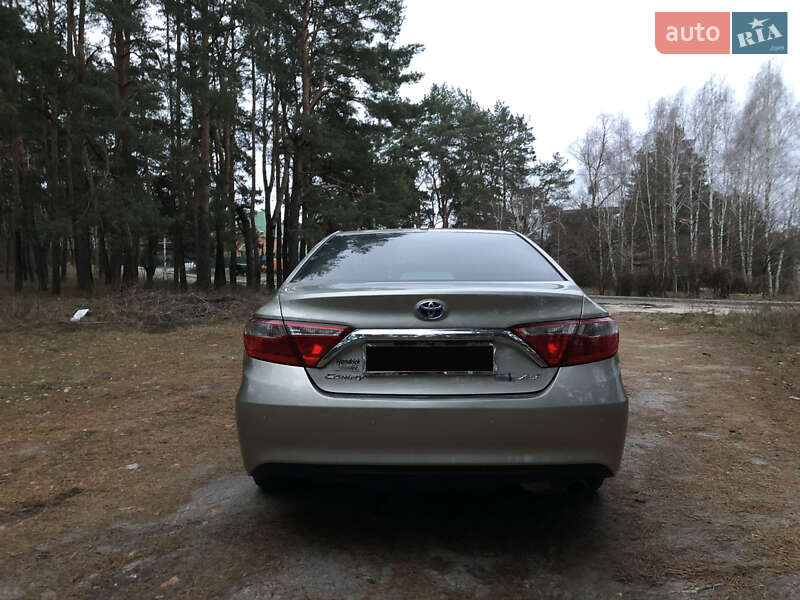 Седан Toyota Camry 2015 в Києві