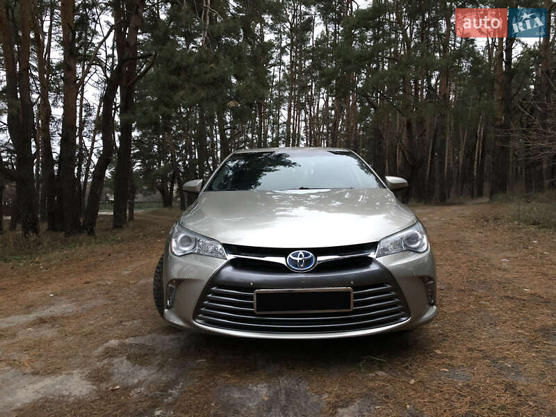 Седан Toyota Camry 2015 в Києві