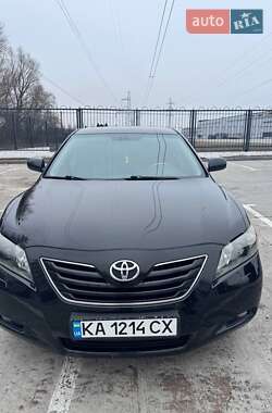 Седан Toyota Camry 2008 в Києві