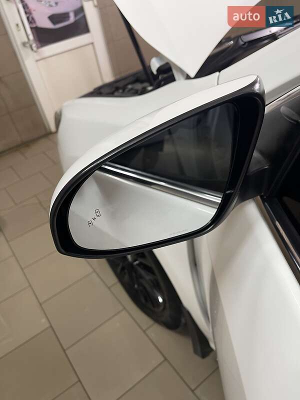 Седан Toyota Camry 2012 в Благовіщенську