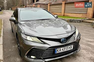 Седан Toyota Camry 2021 в Києві