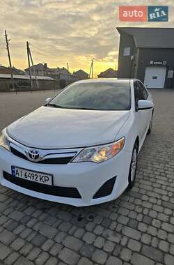 Седан Toyota Camry 2013 в Білій Церкві