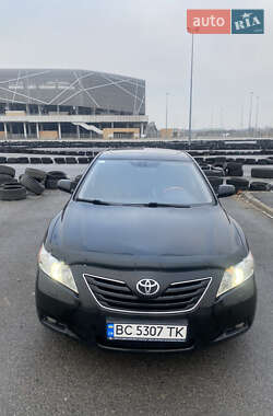 Седан Toyota Camry 2007 в Львове