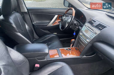 Седан Toyota Camry 2007 в Львове