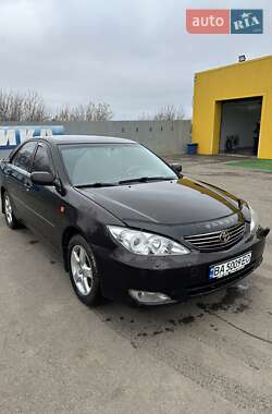 Седан Toyota Camry 2004 в Бобринце