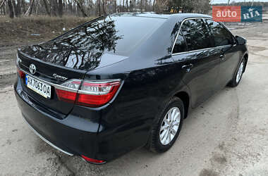 Седан Toyota Camry 2016 в Харкові