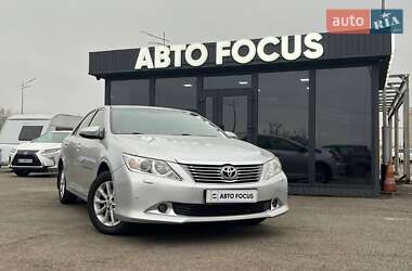 Седан Toyota Camry 2012 в Києві