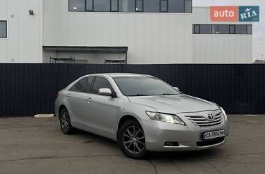 Седан Toyota Camry 2008 в Києві