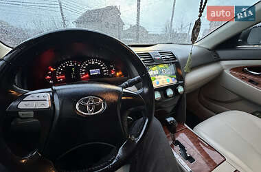 Седан Toyota Camry 2006 в Виннице