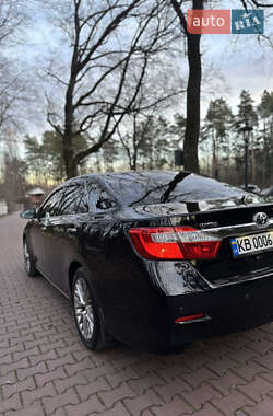 Седан Toyota Camry 2012 в Хмельнике