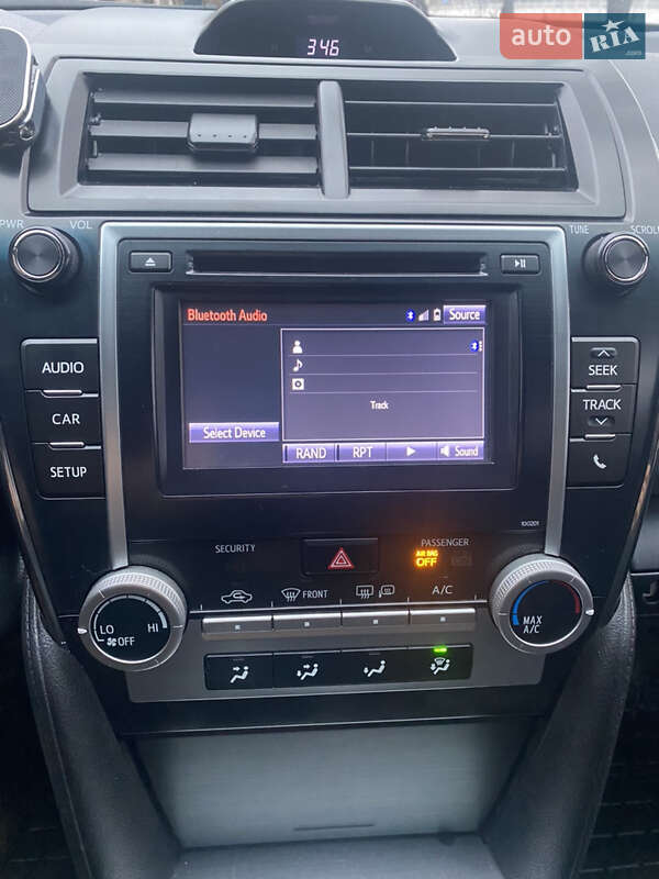 Седан Toyota Camry 2014 в Броварах