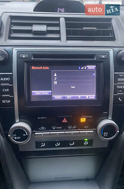 Седан Toyota Camry 2014 в 