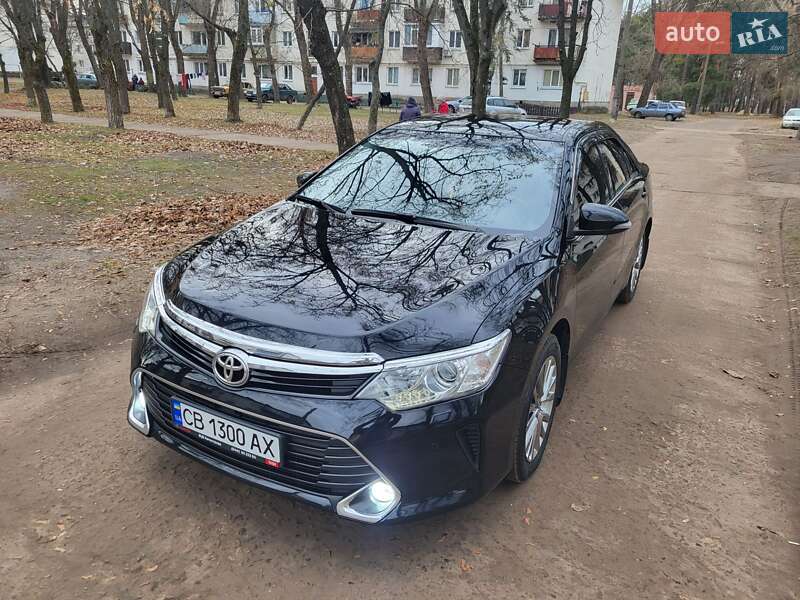 Седан Toyota Camry 2017 в Вишгороді