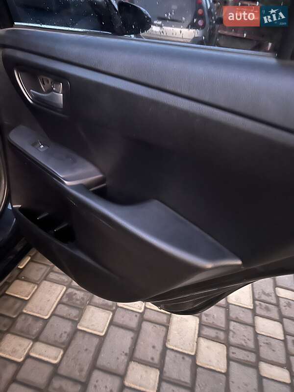 Седан Toyota Camry 2015 в Гайвороні