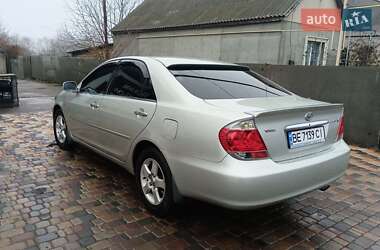 Седан Toyota Camry 2005 в Врадиевке