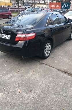 Седан Toyota Camry 2008 в Киеве