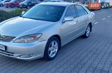 Седан Toyota Camry 2002 в 