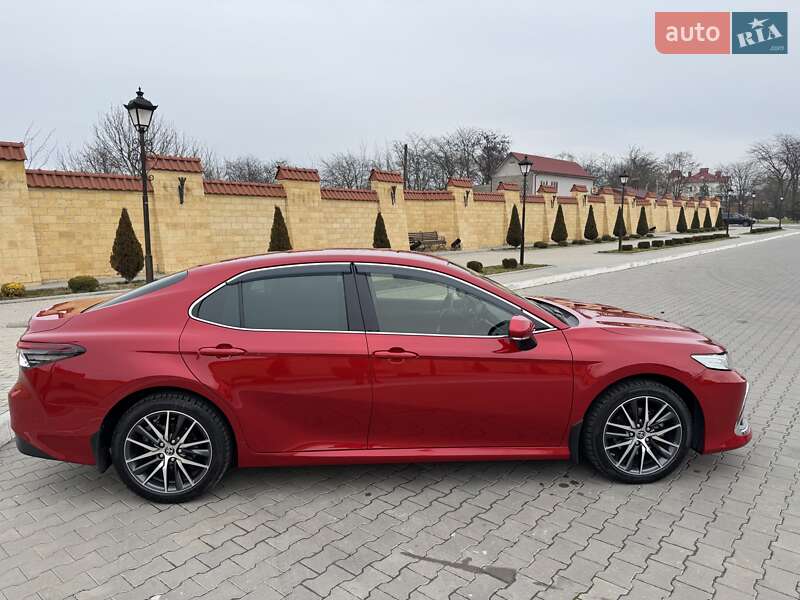 Седан Toyota Camry 2022 в Измаиле