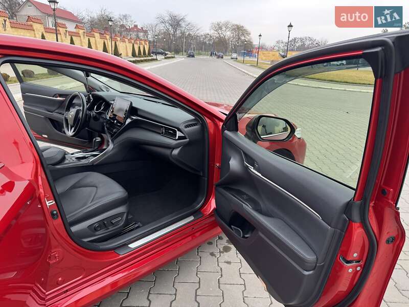 Седан Toyota Camry 2022 в Измаиле