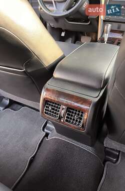 Седан Toyota Camry 2015 в 