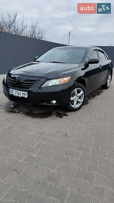 Седан Toyota Camry 2007 в Братском