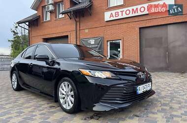 Седан Toyota Camry 2018 в 