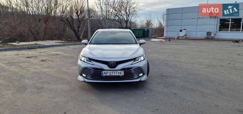 Седан Toyota Camry 2020 в Христинівці