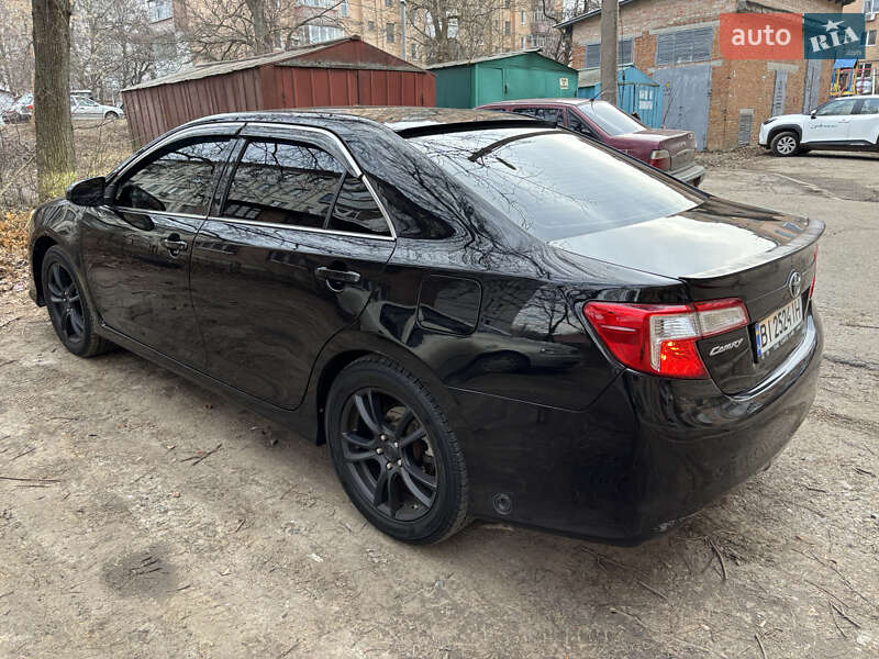 Седан Toyota Camry 2014 в Полтаві фото 11 Седан Toyota Camry 2014 в Полтаві