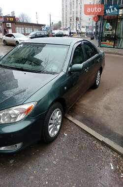 Седан Toyota Camry 2003 в Житомире